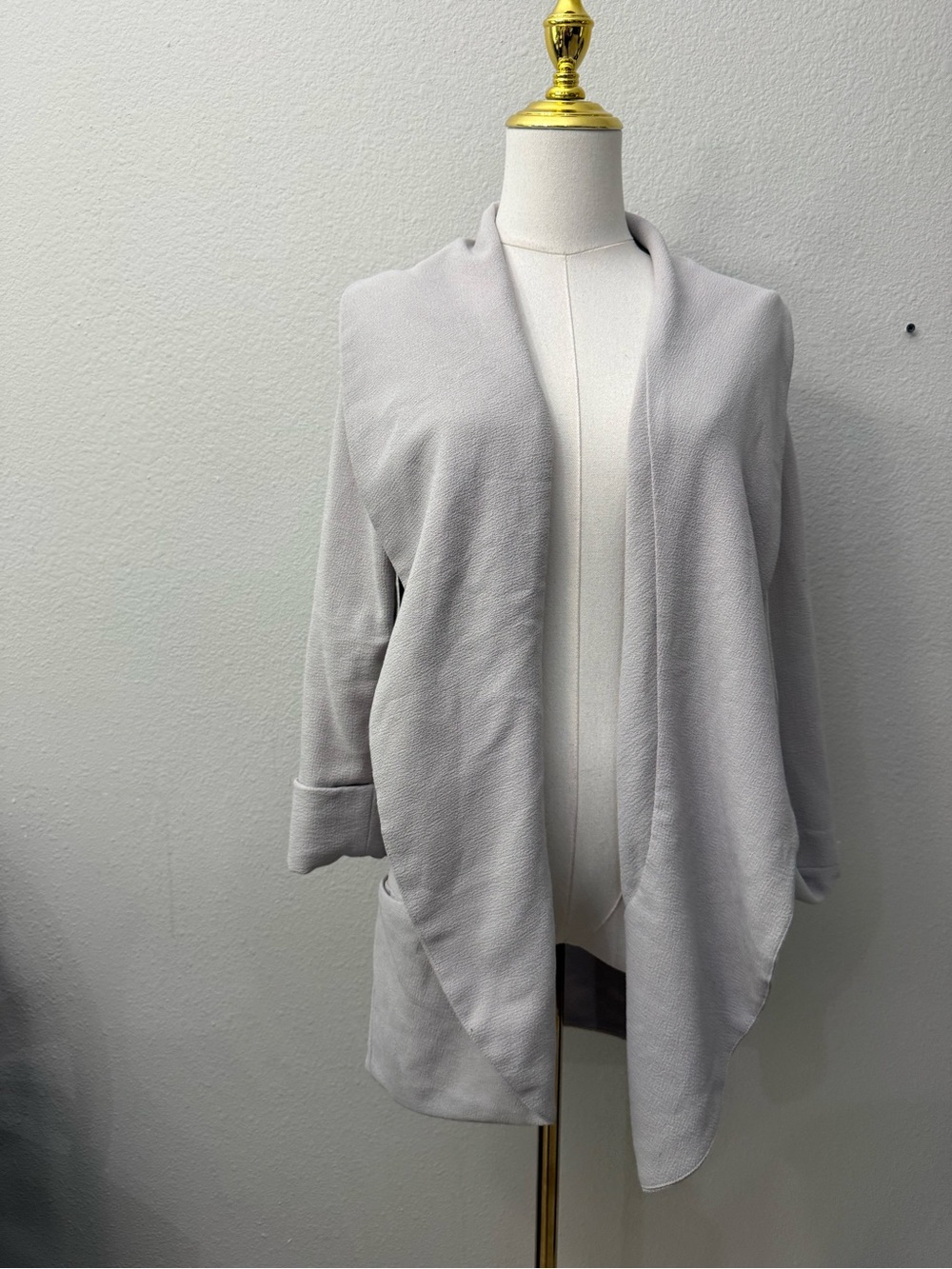 Wilfred Aritzia Drape Cardigan sz 10